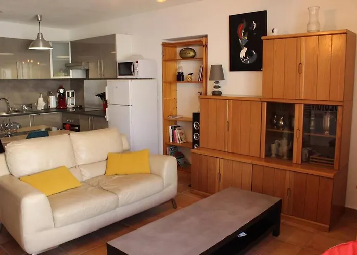 Holiday home Agreable Maison De Village Au Calme